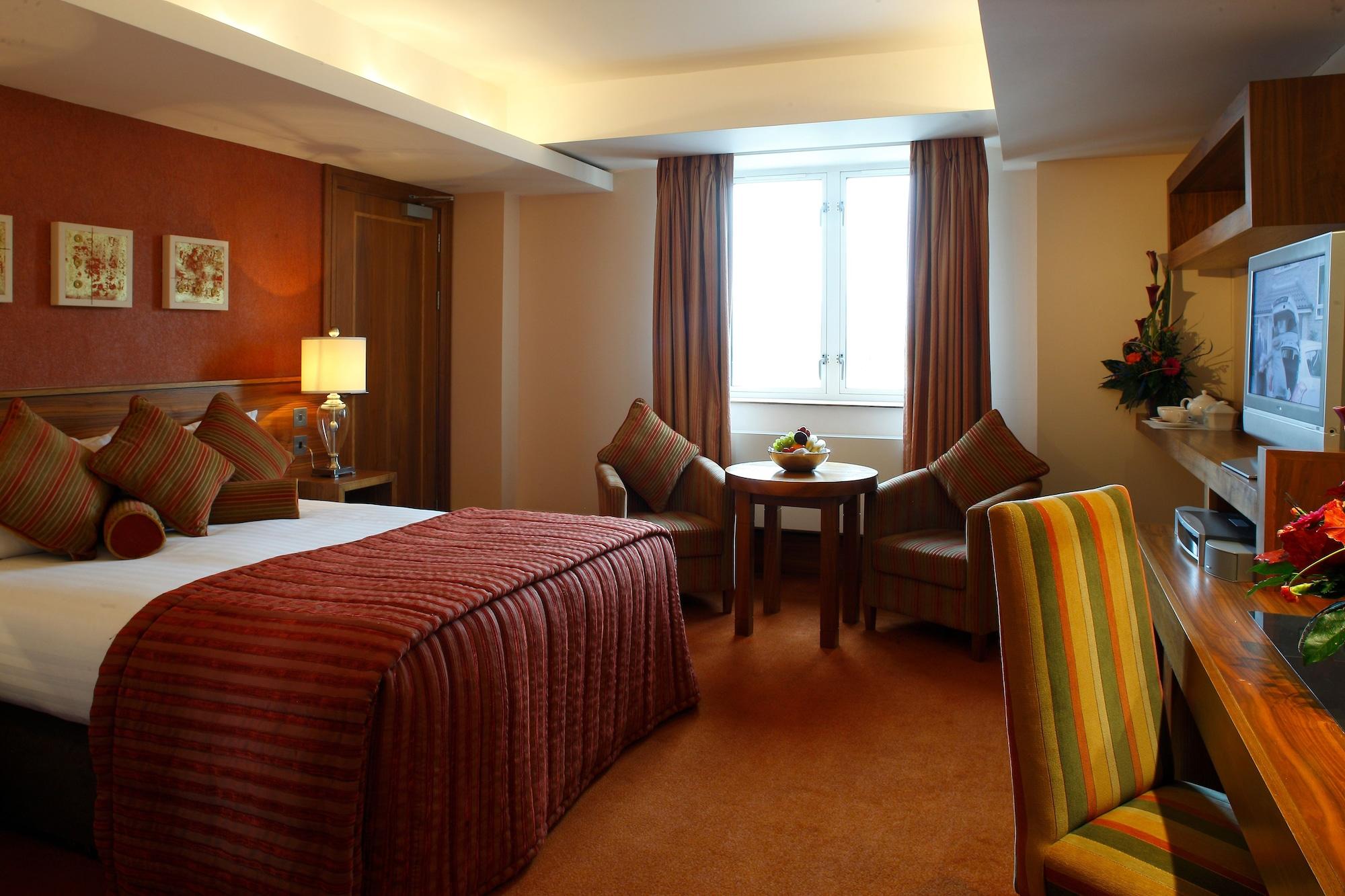 Tullamore Court Hotel Extérieur photo