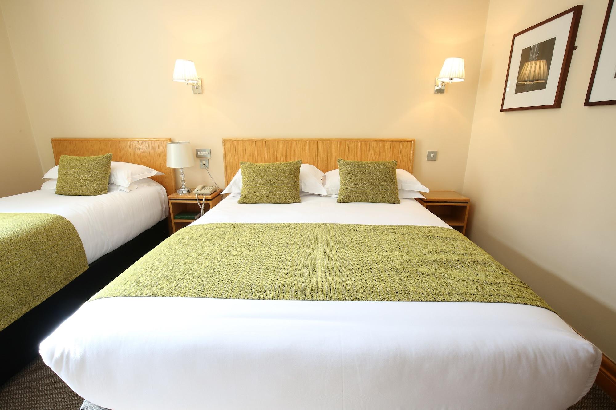 Tullamore Court Hotel Extérieur photo