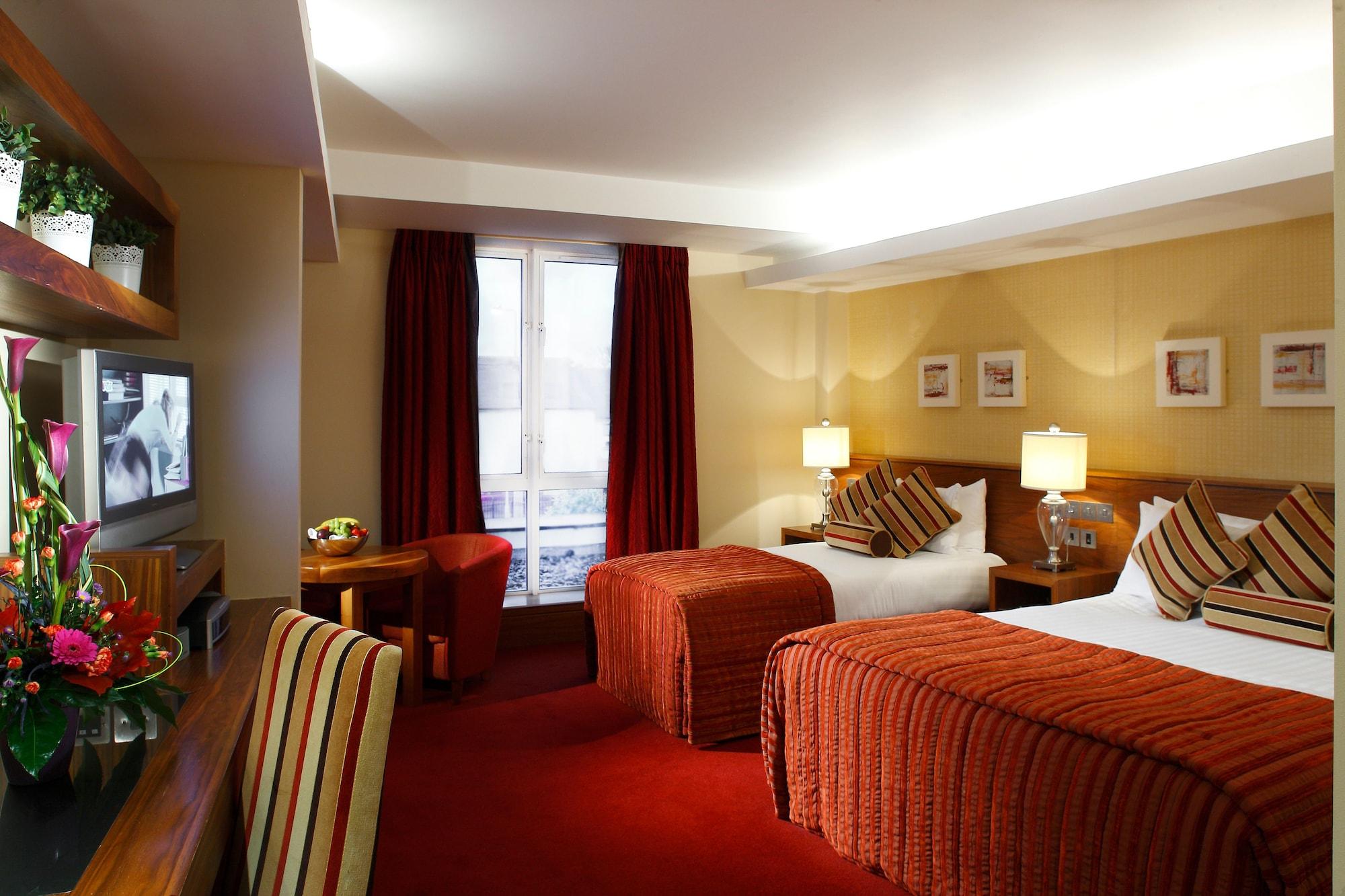 Tullamore Court Hotel Extérieur photo